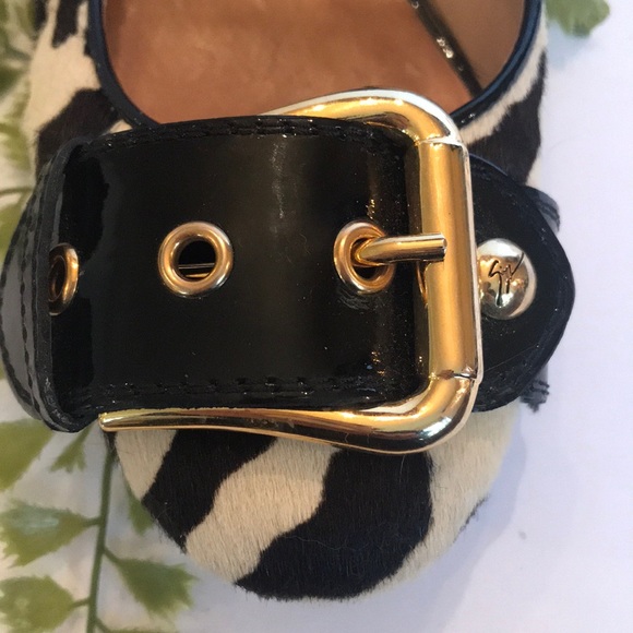 “GIUSEPPE ZANOTTI “ Pony Hair Ladies Flats. - Picture 4 of 16